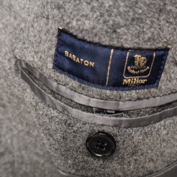 Banbaton Cashmere/Wool Blend Hooded Coat. Size Large. Worn Once - Picture 5 of 9